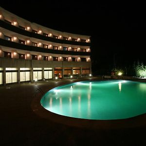 Hotel Meia Lua